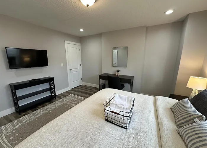 Apartment 2Br Modern Home In Milo-Grogan, Near Osu & Short North *